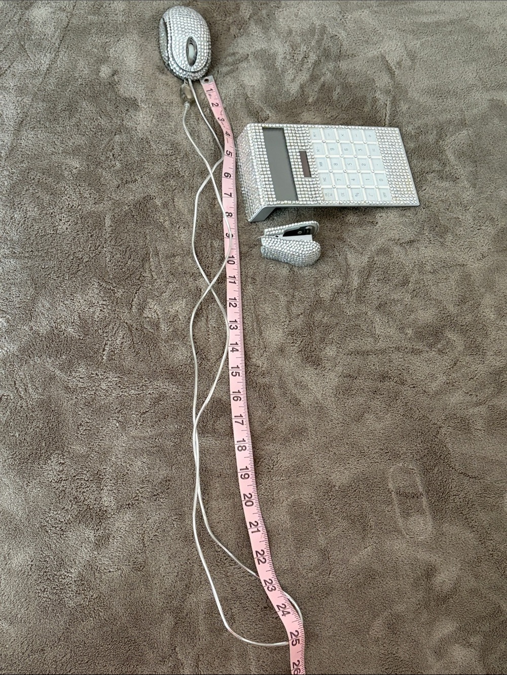 Crystal Rhinestone Mouse with Matching Calculator & Stapler- Silver - Picture 11 of 13